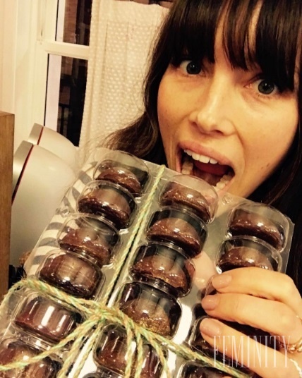 Jessica Biel skrátka miluje čokoládu a nehanbí sa za to!