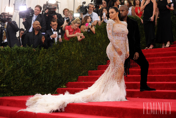 Hviezda reality show Kim Kardashian riešila výber šiat (Roberto Cavalli) podobne ako Beyoncé