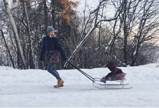 Sympatická kráska a profesionálna snowboardistka Baša Števulová je veľkou milovníčkou zimných športov