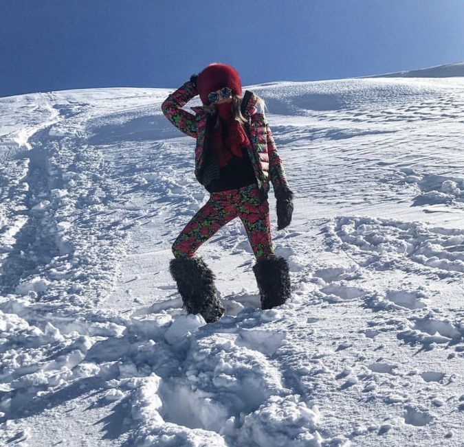 Sympatická prominentná lekárka Alena Pallová tiež nedá dopustiť na lyžovačku v susednom Rakúsku