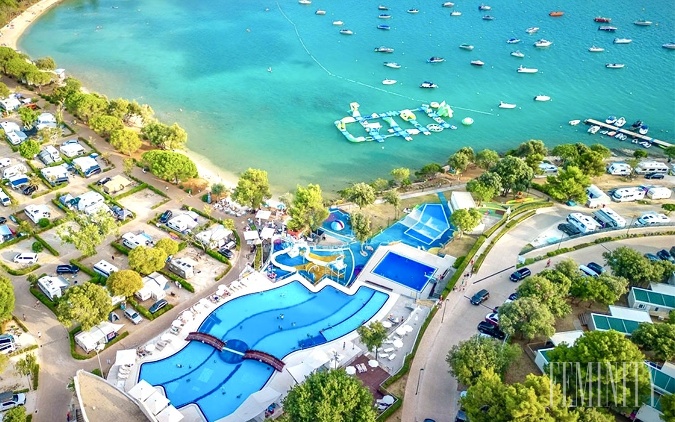 My určite radíme staviť na krásny camp Veštar na pobreží Istrie
