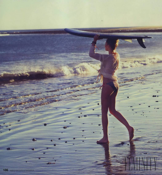 Linda Nývltová si vychutnáva slnečné lúče a surfing v Malibu