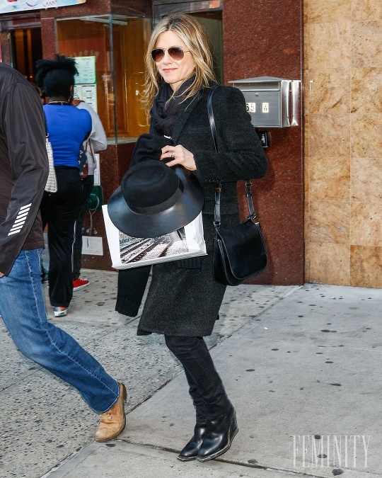 Herečka Jennifer Aniston má štýl aj mimo červeného koberca