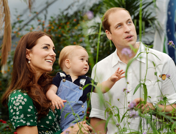 Krásna rodinka so svojím malým princom Georgeom