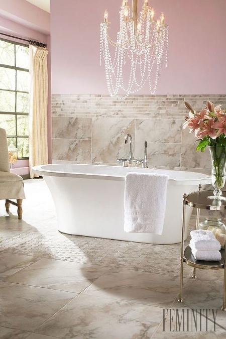 Inšpirujte sa najkrajšími romantickými kúpeľňami