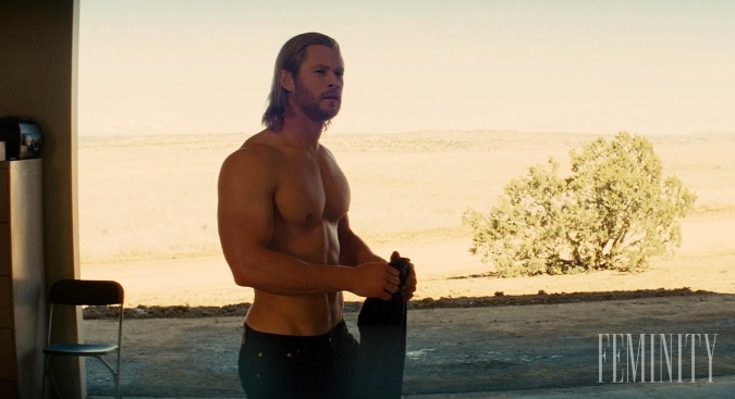 Herec Chris Hemsworth vo filme Thor