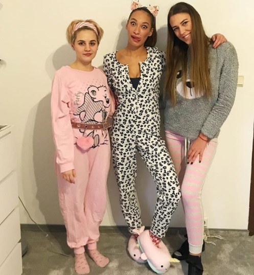 Moderátorka Dominika Ducová a jej sexi pyžamo