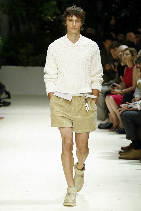 Jarné kolekcie svetoznámych dizajnérov predstavili aj odvážny trend s názvom šortky