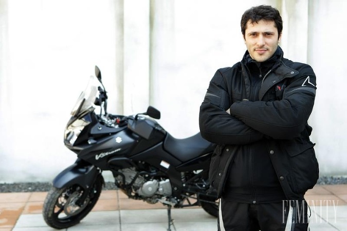 Slovenský herec Braňo Deák je taktiež známy svojou láskou k motorke