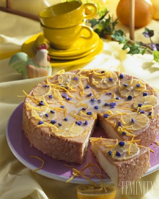 Pochutnajte si na modernej citrónovej torte, ktorá vás prekvapí svojou sviežou chuťou