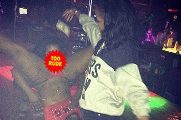 Rihanna, striptíz
