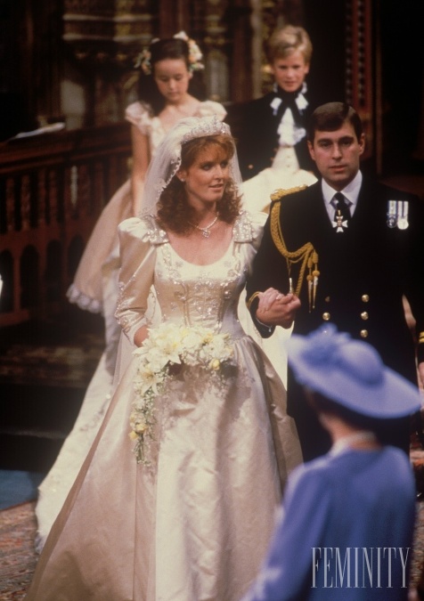 Princ Andrew sa oženil so Sarah Fergusonovou, Dianinou priateľkou, v roku 1986. 