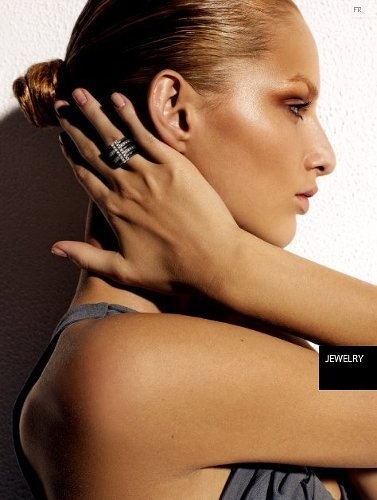 Tvár agentúry Elite Model Management Michaela Kocianová. 