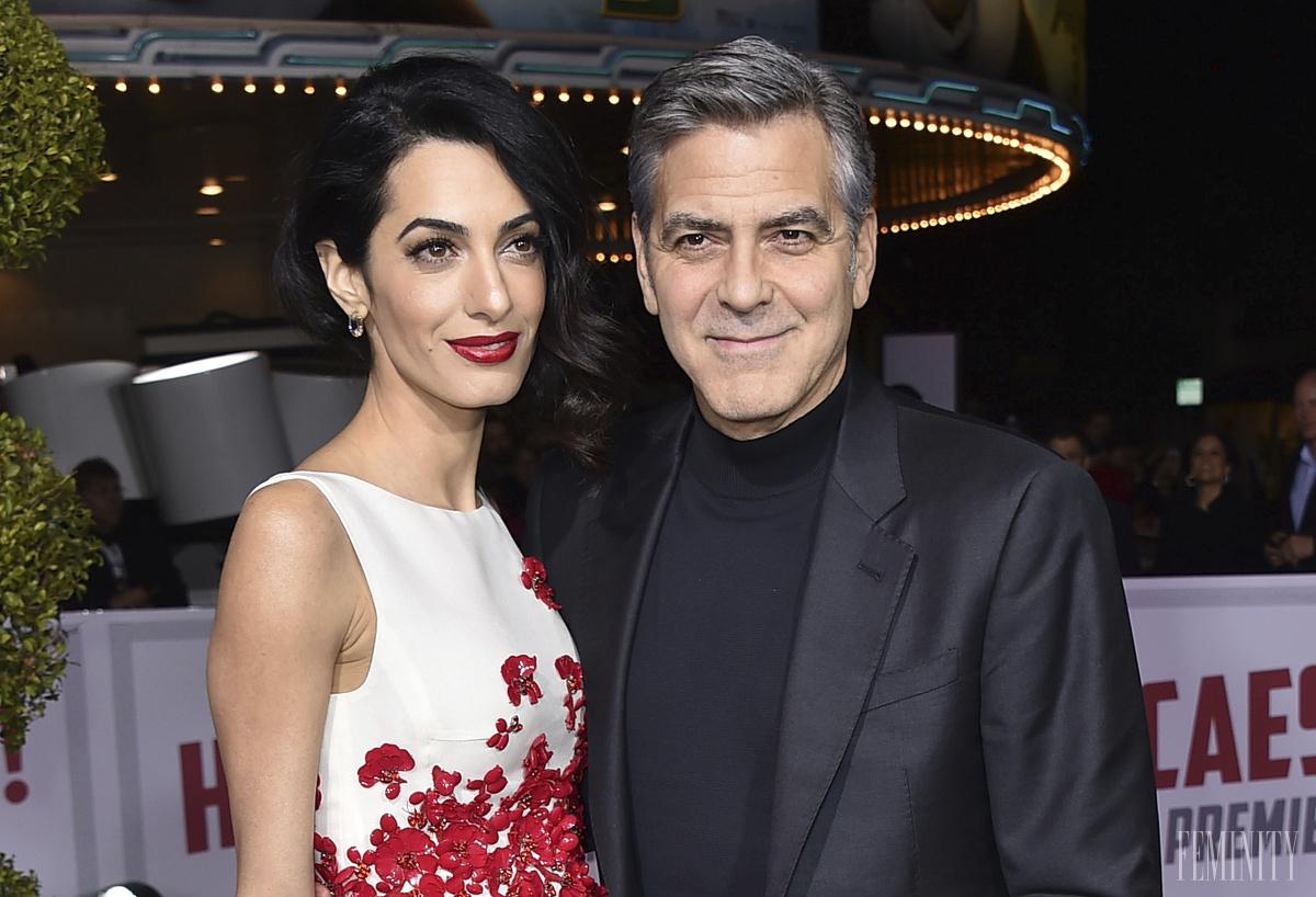 Amal Clooney sa okrem starostlivosti o krásne dvojčatá ...
