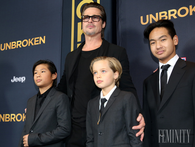 Brad Pitt je hrdým otcom všetkých Angelininých detí, vrátane adoptovaných