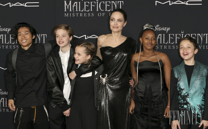 Angelina svoje deti neskrýva, no zároveň sa ich snaží pred mediálnym svetom ochrániť
