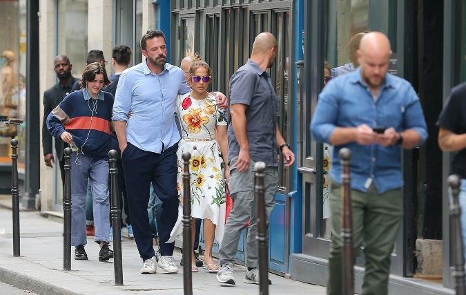 Novomanželia Affleckovci si užívajú svadobnú cestu v Paríži 