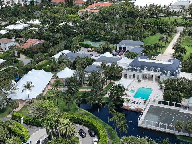 Mladý Beckham si vzal svoju lásku v Palm Beach na Floride v sídle, ktoré vlastní rodina nevesty