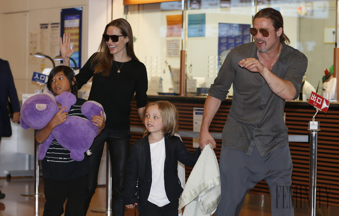 Brad a Angelina s rodinou