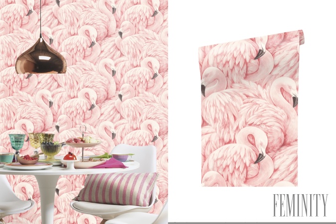Rozkošní retro plameniaci v jemnej ružovej farbe dodávajú interiéru teplo a život