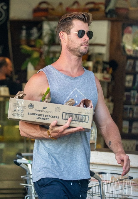 Chris Hemsworth je pre ženy sexsymbolom