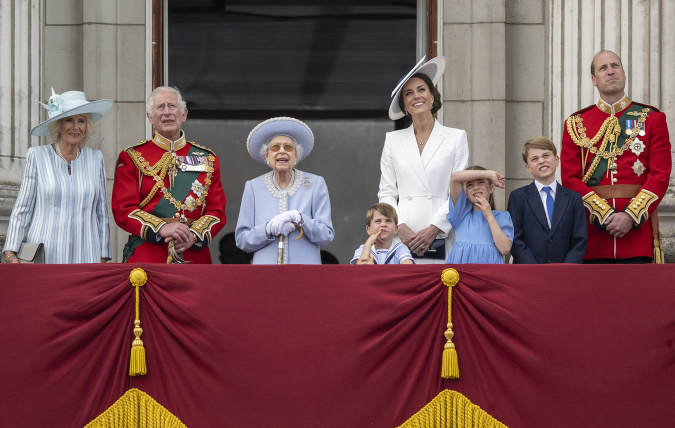Oslavy platinového jubilea kráľovnej zviditeľnil princ Louis, ktorý zabavil celý svet
