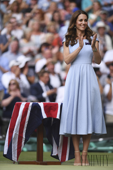 Víťaz si prevzal trofej z rúk vojvodkyne Kate Middleton