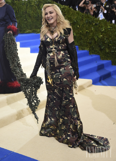 Madonna zvolila netradičný vojenský look