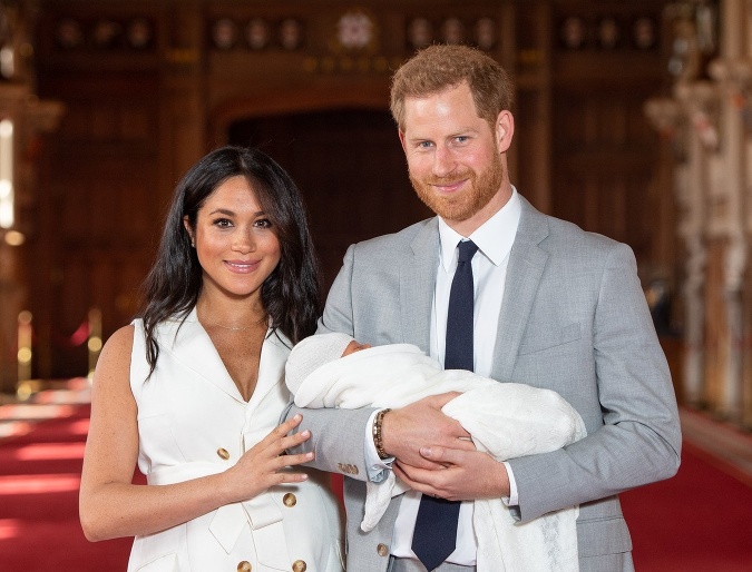Harry a Meghan v roku 2019, krátko po narodení ich prvorodeného syna Archieho