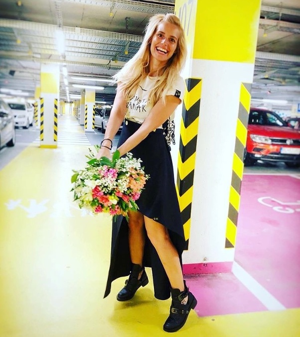 Diana Hágerová prekvapila svoju maminu kyticou žiarových kvetov