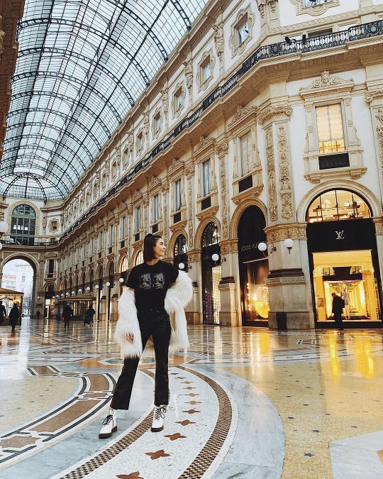 Influencerka Naty Kerny navštívila talianske Miláno. Galleria Vittorio Emanuele II. nemohla chýbať