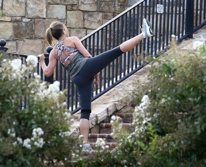 Akú cvičebnú rutinu by ste teda mali dodržiavať, aby ste mali tak silné a vytvarované ruky, ramená a chrbtovú časť tela ako Jennifer Aniston? 