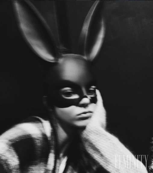 Modelka Kendall Jenner je síce smutný, no sexi zajko!