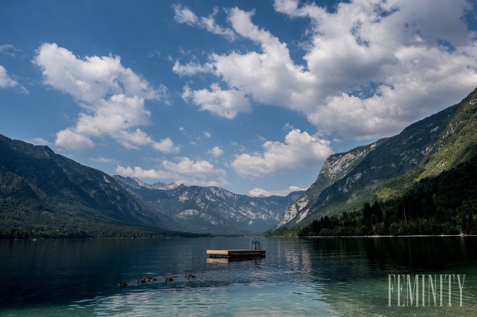 Ďalším slovinským jazerom, ktoré bojuje o titul najkrajšieho jazera je jazero Bohinj