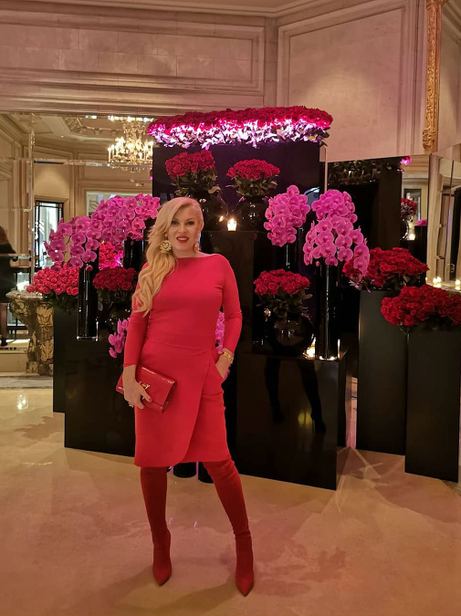 Riaditeľka módnej televízie Fashion TV Gabriela Drobová má slabosť na červenú farbu