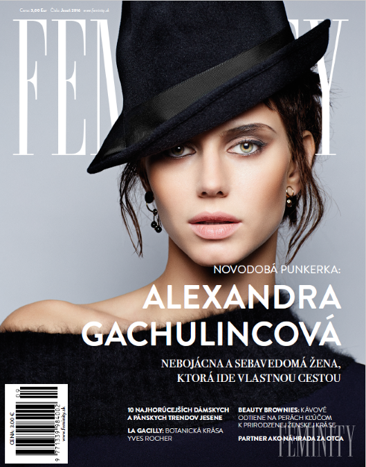 Najnovšie číslo Feminity magazínu zdobí krásna Alexandra Gachulincová