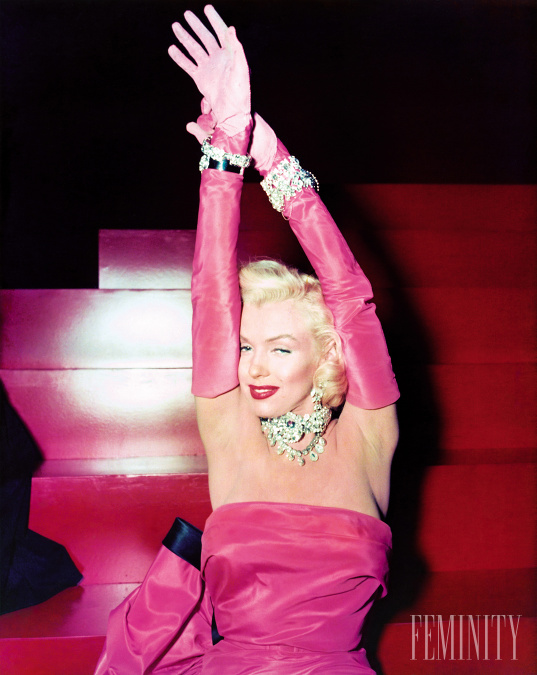 Marilyn si získala každého, ženu i muža, počas svojho slávneho výstupu vo filme Muži majú radšej blondínky