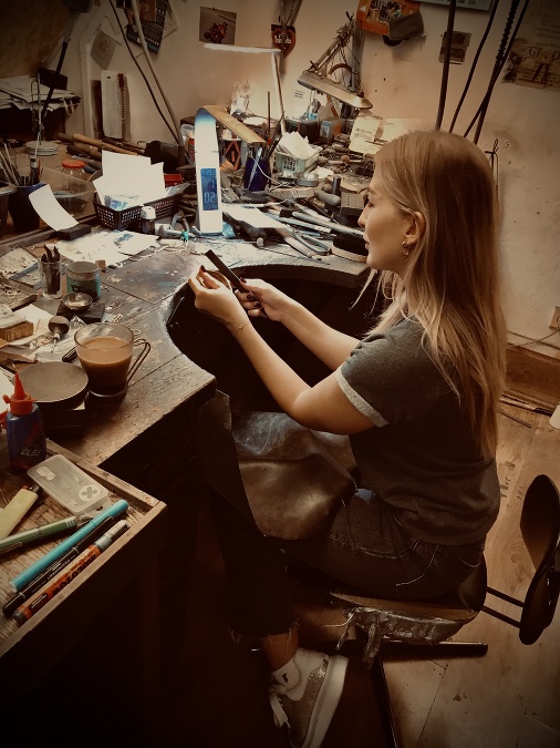 Anna Kristyna Sion vyrába nádherné kúsky