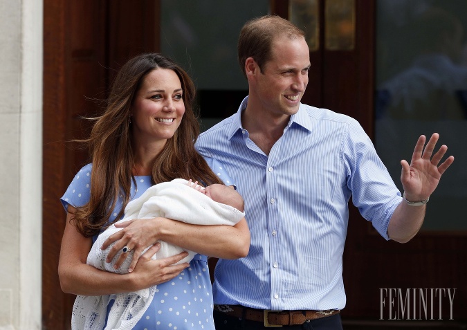 Kate a William krátko po narodení princa Georgea