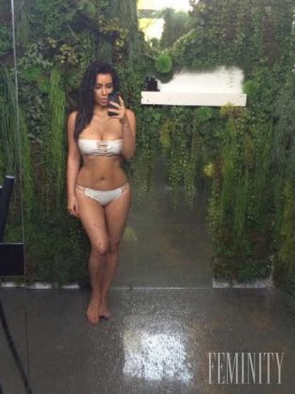 Kim Kardashian vie hrdo nosiť svoje krivky ako nikto iný 