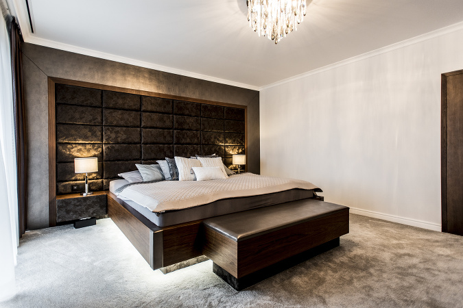 Ak chcete svojej spálni vdýchnuť nový život, nechajte sa inšpirovať tipmi a radami uznávanej dizajnérky Simony Šándorovej