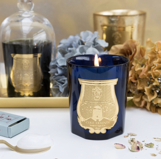 Keď hľadáte darček pre romantické duše a nadšencov sviečok, siahnite po Cire Turdon