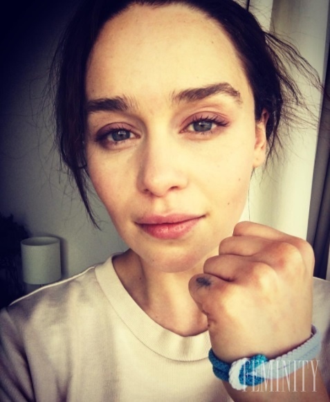 Herečka Emilia Clarke a jej naturálny look