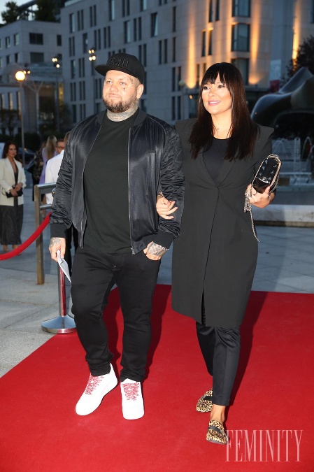 Raper Kali s manželkou Alicou si prišiel prevziať sošku za najlepšieho speváka roka