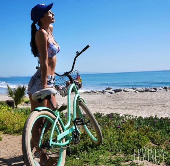Moderátorka Soňa Skoncová podľahla bicyklovaniu v slnečnom L.A