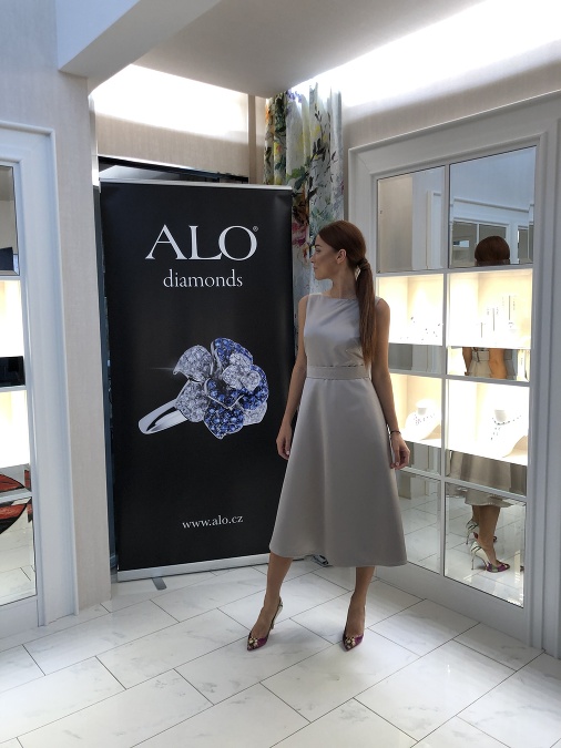 Značka ALO diamonds predstavila v predpremiére jesennú kolekciu šperkov priamo v kreatívnom ateliéri v Prahe.