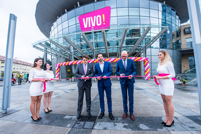 Polus City Center sa oficiálne zmenil na VIVO