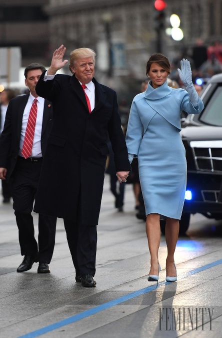 Prvá dáma Ameriky Melania Trump v elegantnom modeli, pre ňu typickom