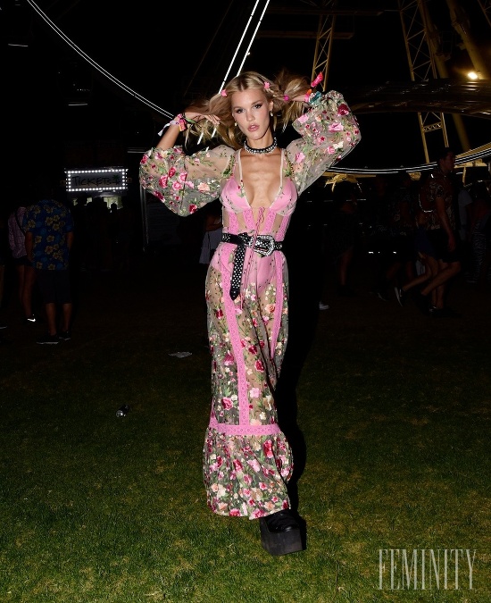 Letné šaty na večernú párty: Festivalový look ako stvorený na posledné horúce dni