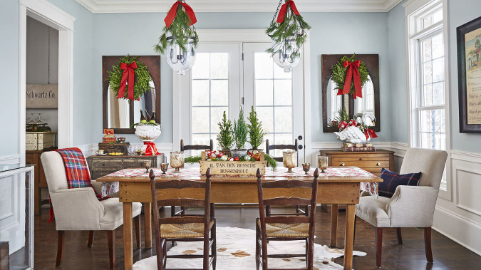 Ozdobte svoj vianočný stôl aj živými vetvičkami 